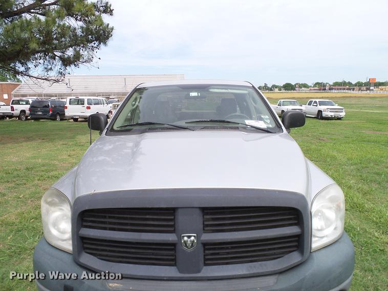 image for item DD8214 2008 Dodge Ram 1500 Quad Cab pickup truck