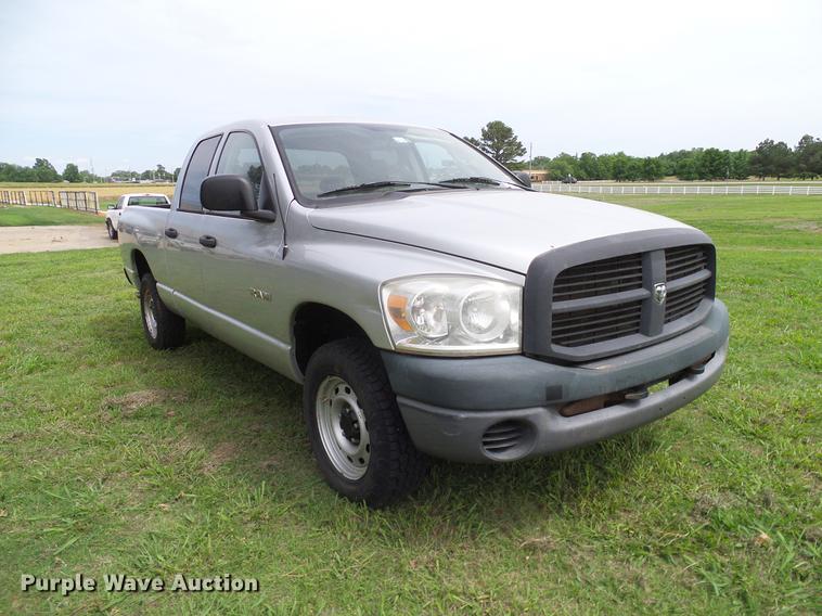 image for item DD8214 2008 Dodge Ram 1500 Quad Cab pickup truck