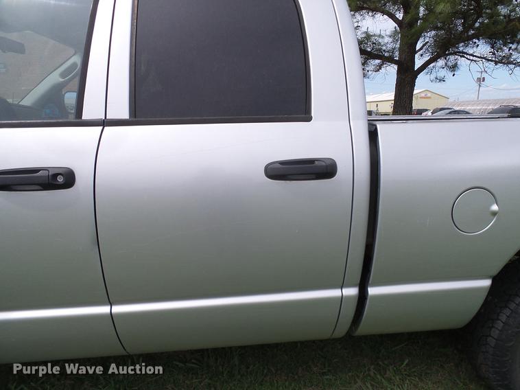 image for item DD8214 2008 Dodge Ram 1500 Quad Cab pickup truck