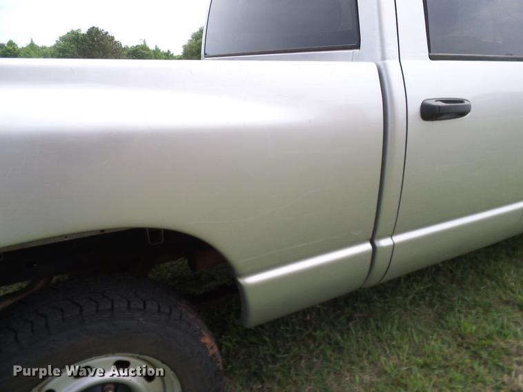 image for item DD8214 2008 Dodge Ram 1500 Quad Cab pickup truck