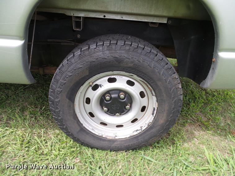 image for item DD8214 2008 Dodge Ram 1500 Quad Cab pickup truck