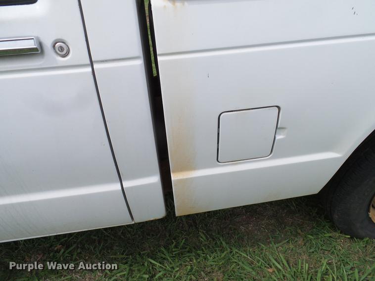 image for item DD8215 1988 Chevrolet S10 pickup truck