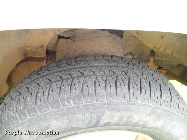 image for item DD8215 1988 Chevrolet S10 pickup truck