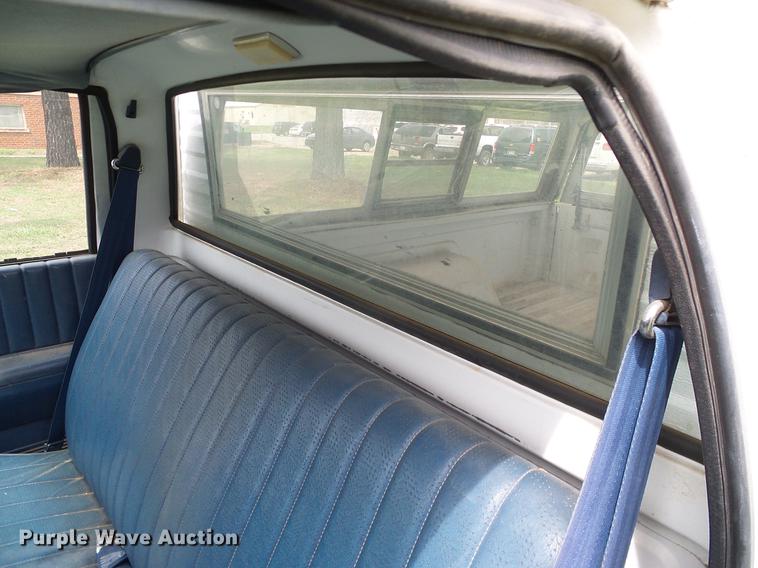 image for item DD8218 1988 Chevrolet S10 pickup truck