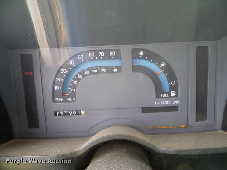 image for item DD8218 1988 Chevrolet S10 pickup truck