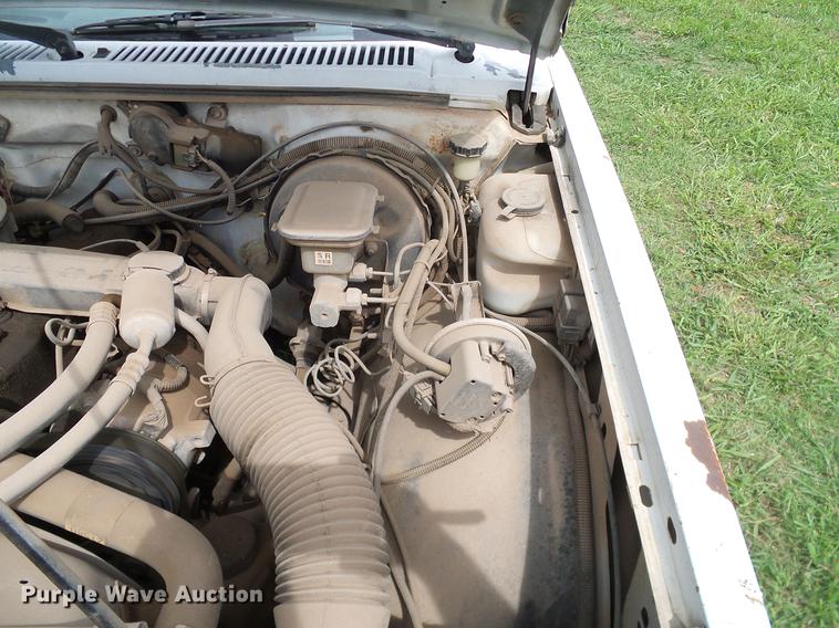 image for item DD8218 1988 Chevrolet S10 pickup truck