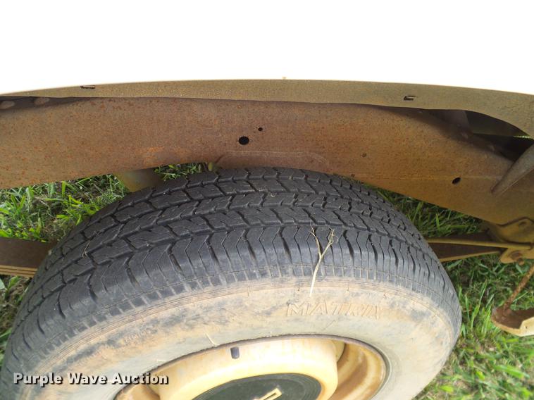 image for item DD8218 1988 Chevrolet S10 pickup truck