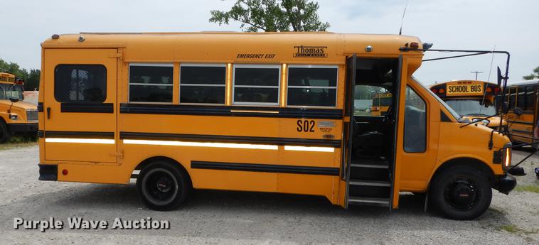 image for item DE1786 2002 GMC Savana G3500 Cargo Thomas school bus