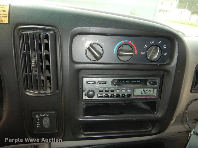 image for item DE1786 2002 GMC Savana G3500 Cargo Thomas school bus