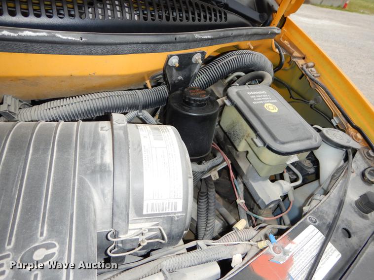 image for item DE1786 2002 GMC Savana G3500 Cargo Thomas school bus