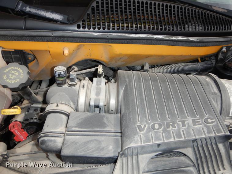 image for item DE1786 2002 GMC Savana G3500 Cargo Thomas school bus