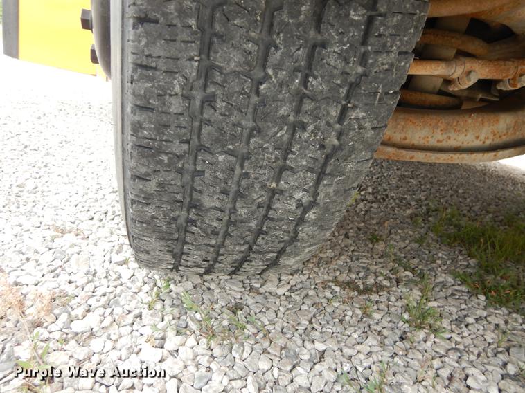 image for item DE1786 2002 GMC Savana G3500 Cargo Thomas school bus