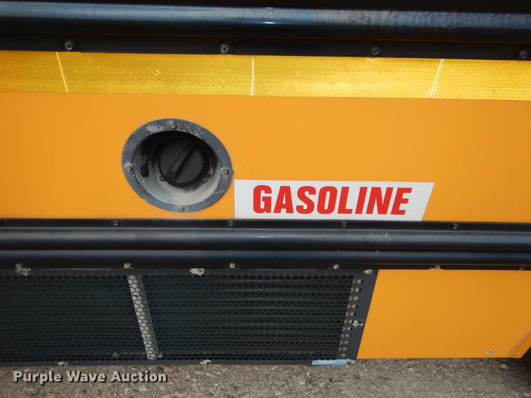 image for item DE1786 2002 GMC Savana G3500 Cargo Thomas school bus