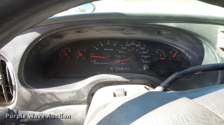 image for item DE7157 2006 Ford E450 school bus