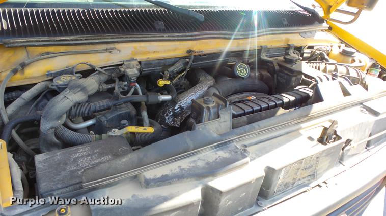 image for item DE7157 2006 Ford E450 school bus