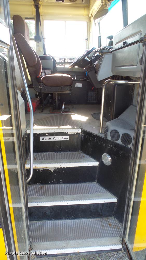 image for item DE7158 2008 Blue Bird Vision school bus