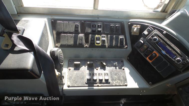 image for item DE7158 2008 Blue Bird Vision school bus