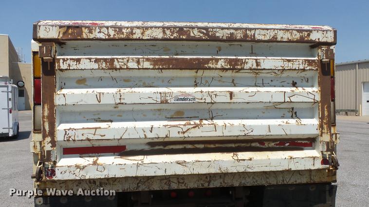 image for item DE7159 2008 Peterbilt 335 dump truck