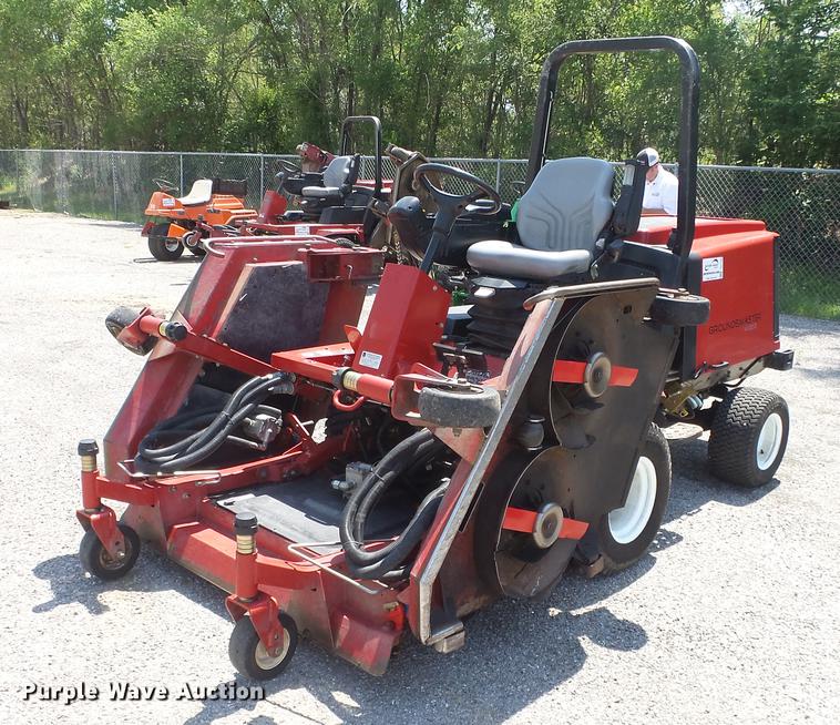 image for item DE7165 Toro Groundsmaster 4100D lawn mower