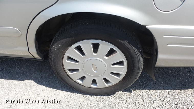 image for item DE7170 2006 Ford Crown Victoria Police Interceptor