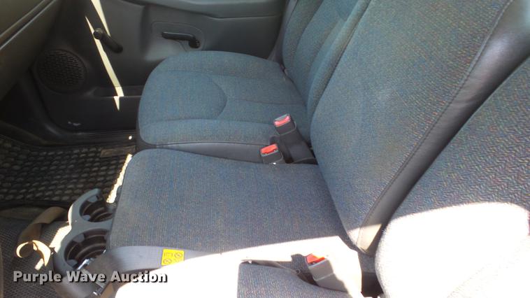 image for item DE7171 2006 Chevrolet Silverado 1500 pickup truck