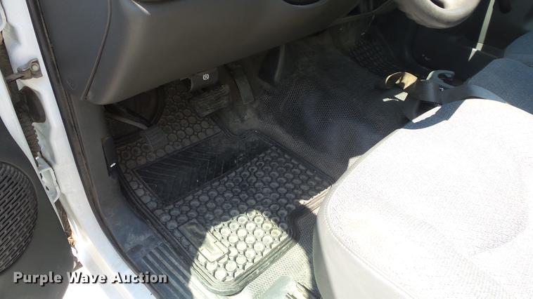 image for item DE7171 2006 Chevrolet Silverado 1500 pickup truck