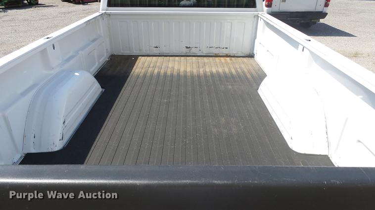 image for item DE7171 2006 Chevrolet Silverado 1500 pickup truck