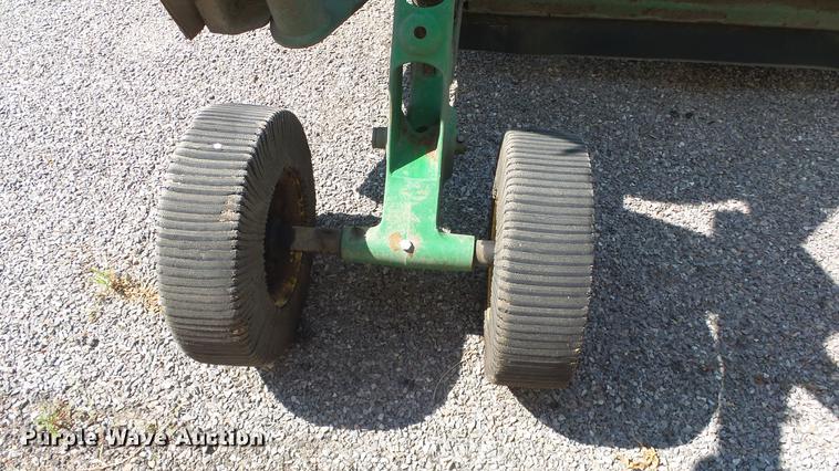 image for item DE7173 John Deere HX15 rotary mower