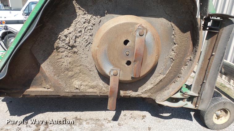 image for item DE7173 John Deere HX15 rotary mower