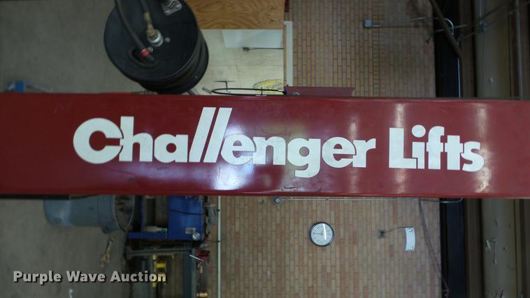 image for item DT9064 Challenger two post vehicle lift
