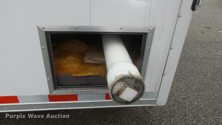 image for item EF9336 2016 Wells Cargo Ultra LAV mobile restroom