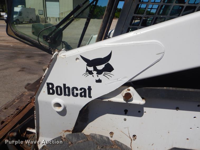 image for item EI9224 2003 Bobcat S250 skid steer