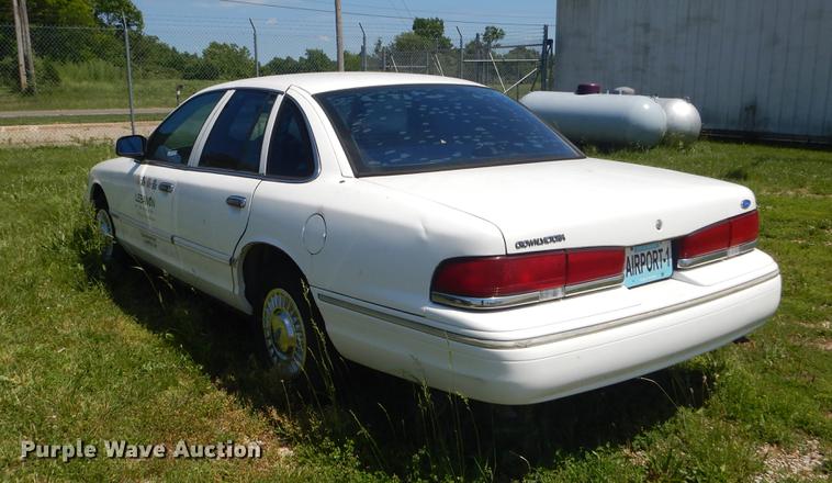 image for item EI9236 1996 Ford Crown Victoria Police Interceptor