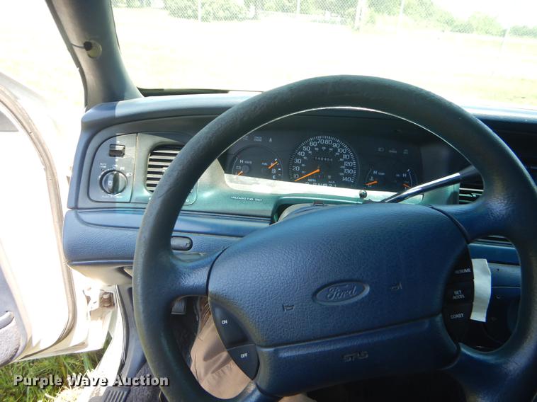 image for item EI9236 1996 Ford Crown Victoria Police Interceptor