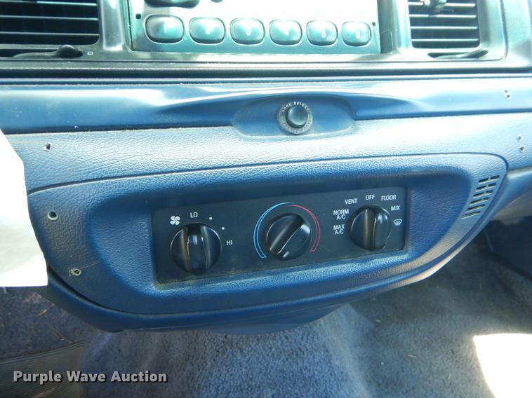 image for item EI9236 1996 Ford Crown Victoria Police Interceptor