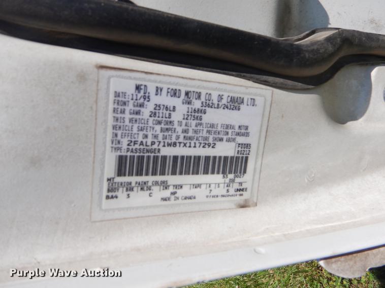 image for item EI9236 1996 Ford Crown Victoria Police Interceptor