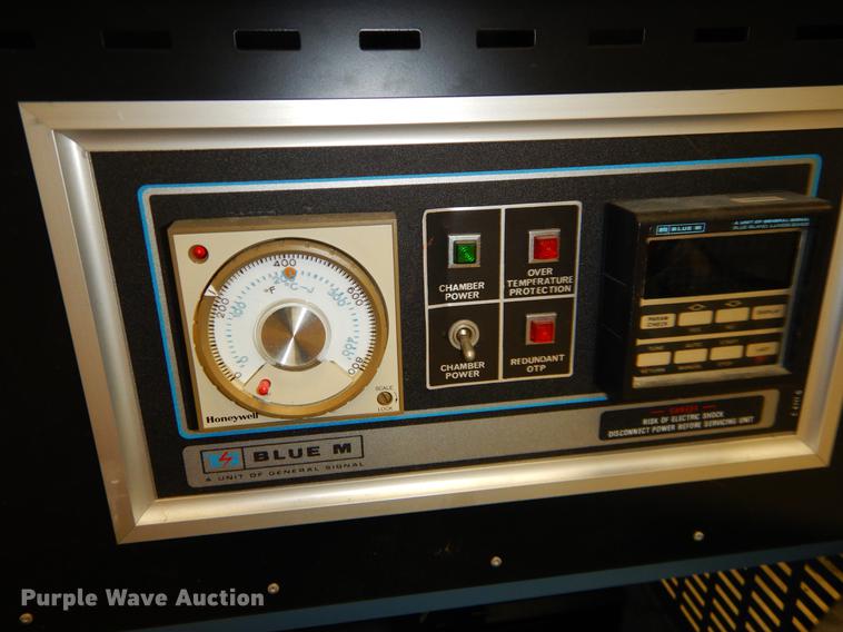 image for item EI9240 Blue M V0-19C vacuum oven