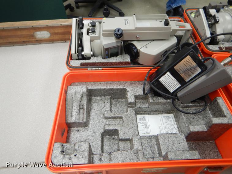 image for item EI9242 Surveying equipment