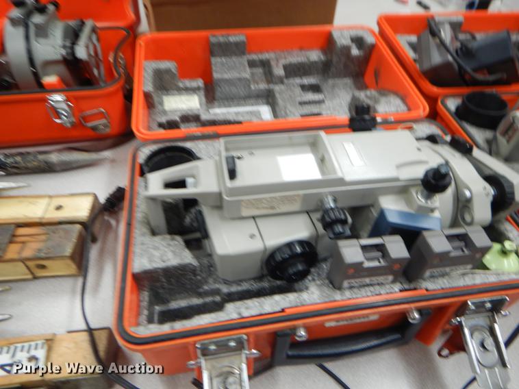 image for item EI9242 Surveying equipment