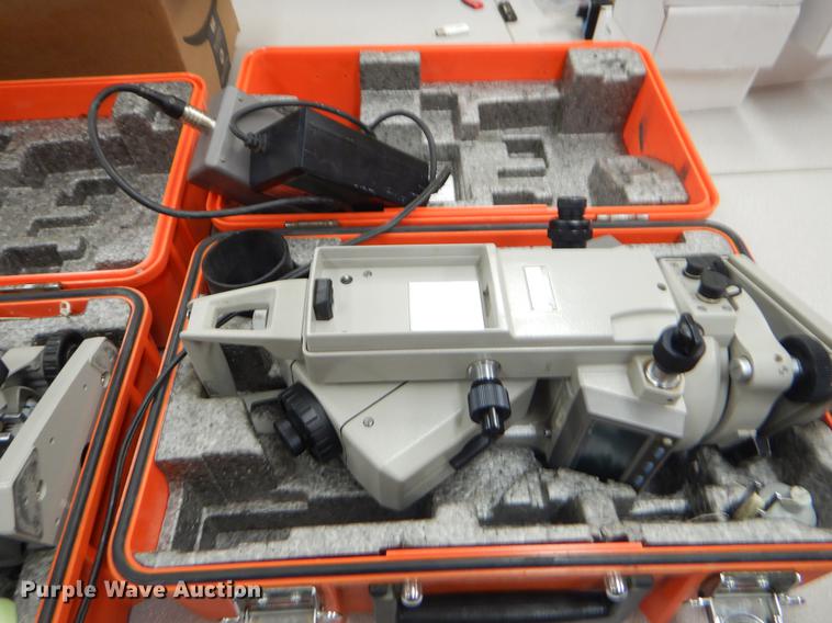 image for item EI9242 Surveying equipment