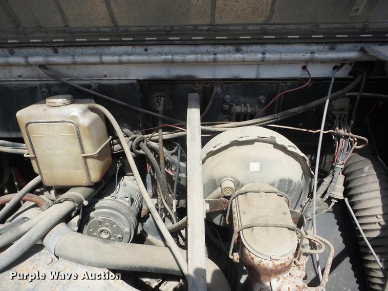 image for item EI9772 1973 Chevrolet delivery van