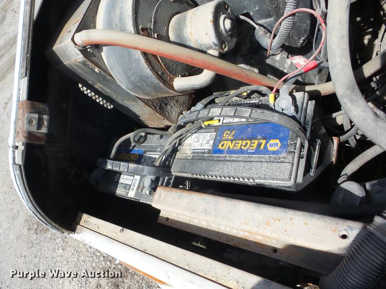 image for item EI9772 1973 Chevrolet delivery van