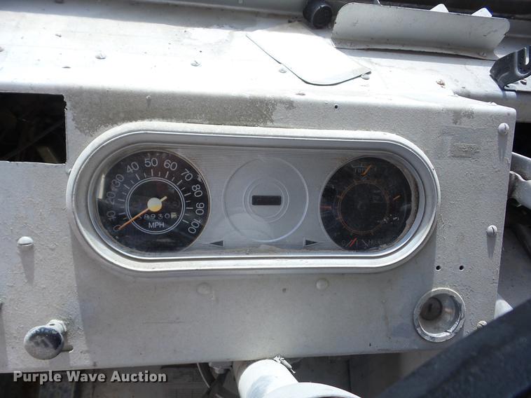 image for item EI9772 1973 Chevrolet delivery van