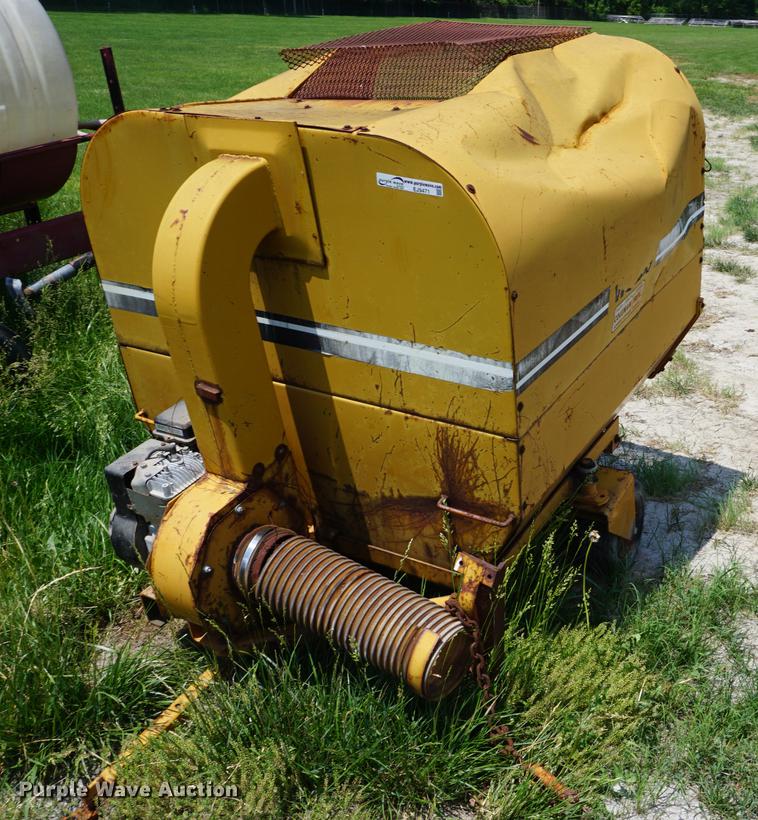 image for item EJ9471 Woods grass vacuum