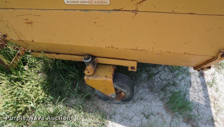 image for item EJ9471 Woods grass vacuum