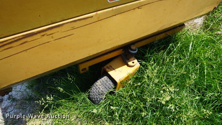 image for item EJ9471 Woods grass vacuum