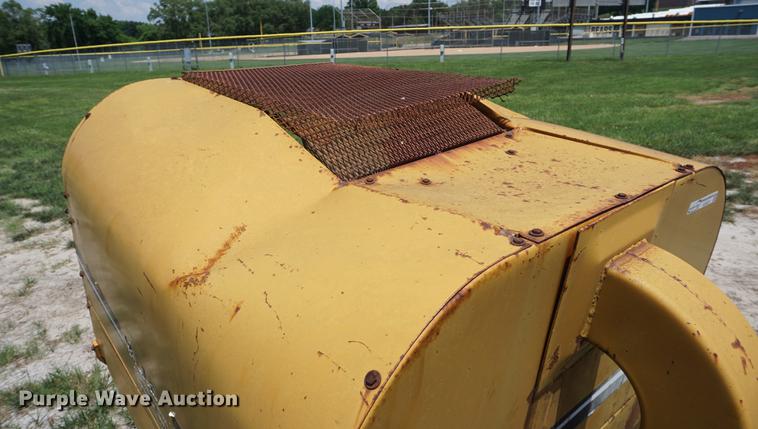 image for item EJ9471 Woods grass vacuum