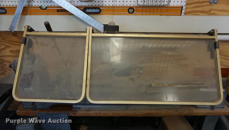 image for item EJ9472 Delta wood lathe