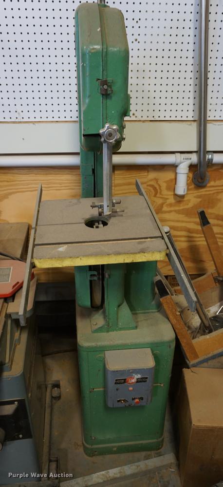 image for item EJ9474 J-line band saw