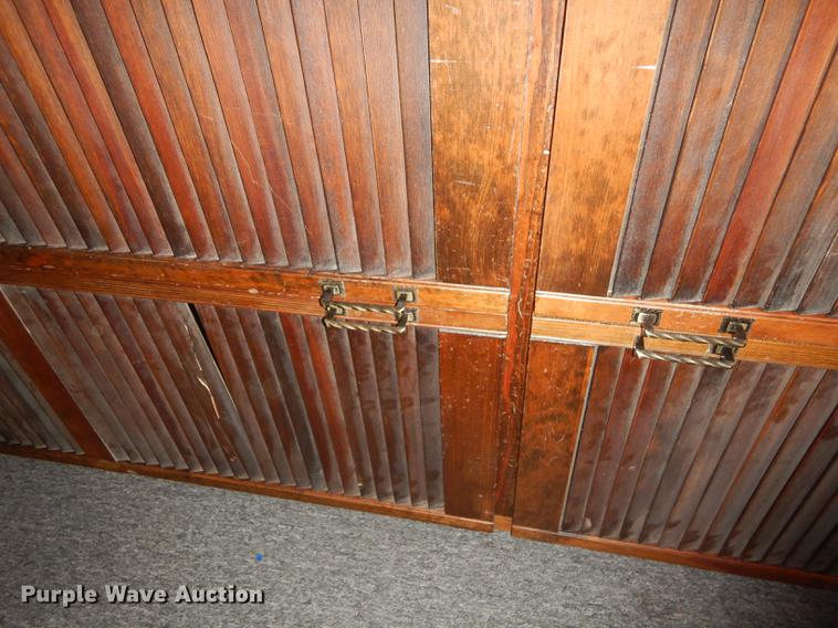 image for item EK9291 (3) wood cabinets